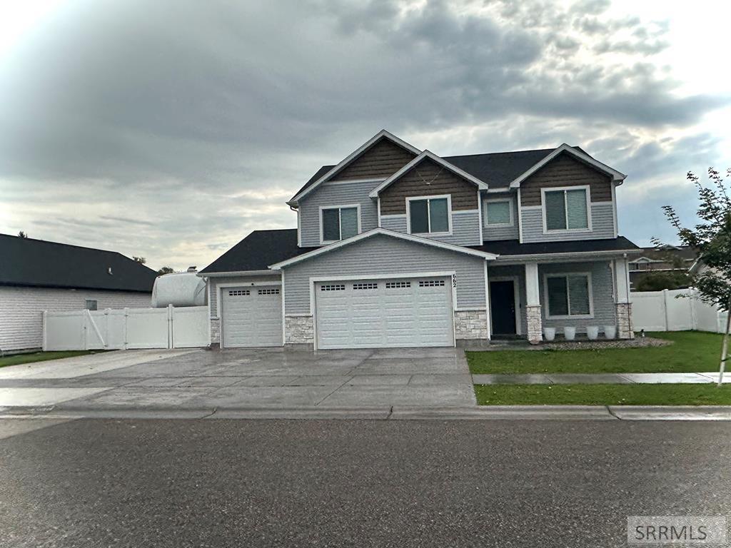662 S 2100 W Property Photo 1