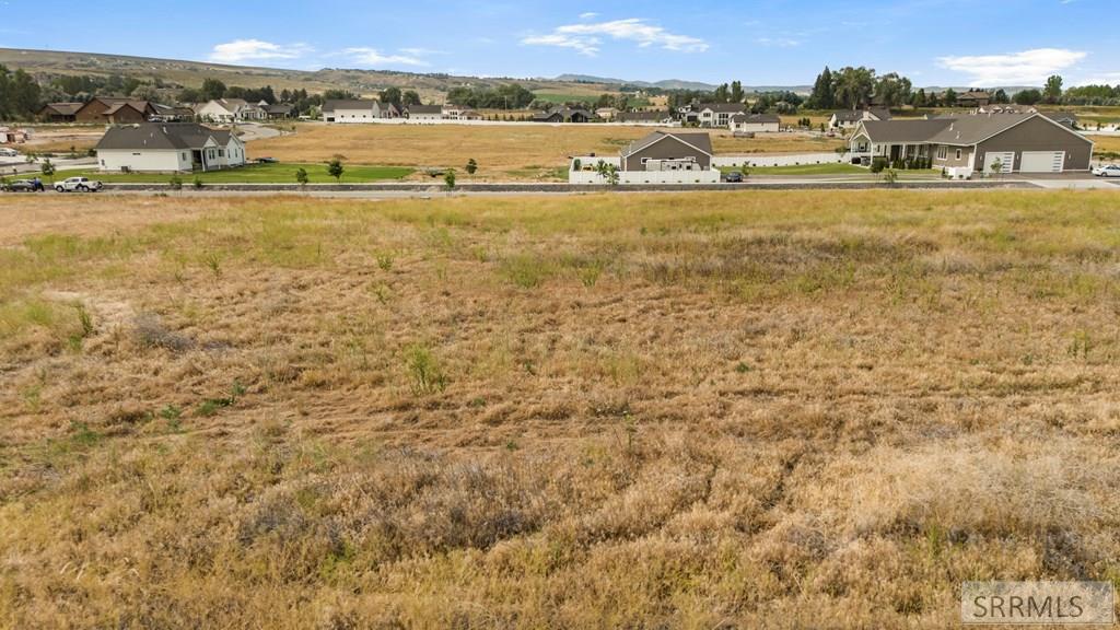 5601 Malheur River St Property Photo 11