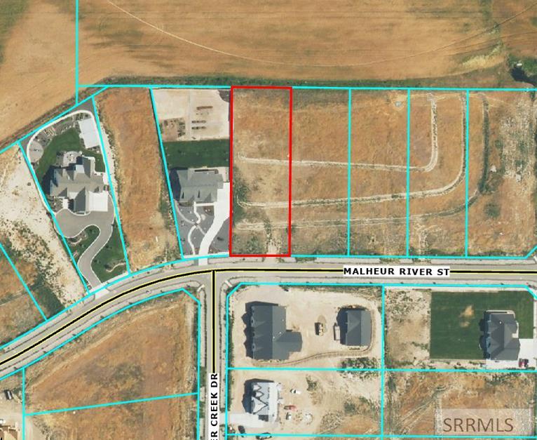 5561 Malheur River St Property Photo 13