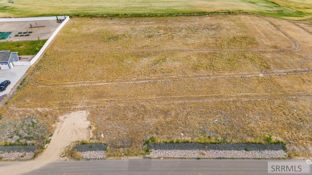 5581 Malheur River St Property Photo 9