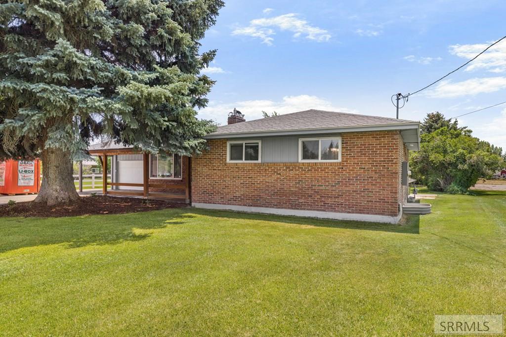 5444 E Rockwood Avenue Property Photo 2