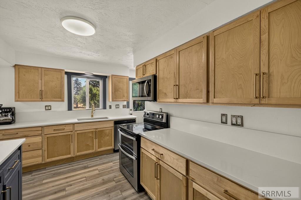 5444 E Rockwood Avenue Property Photo 14