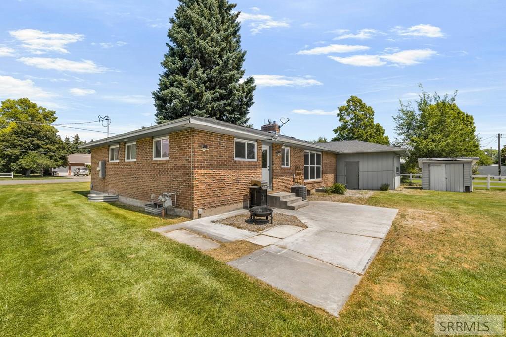 5444 E Rockwood Avenue Property Photo 44