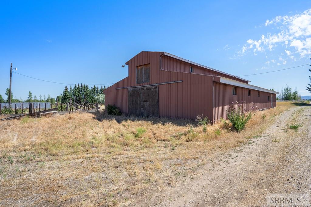167 N 4200 E Property Photo 5
