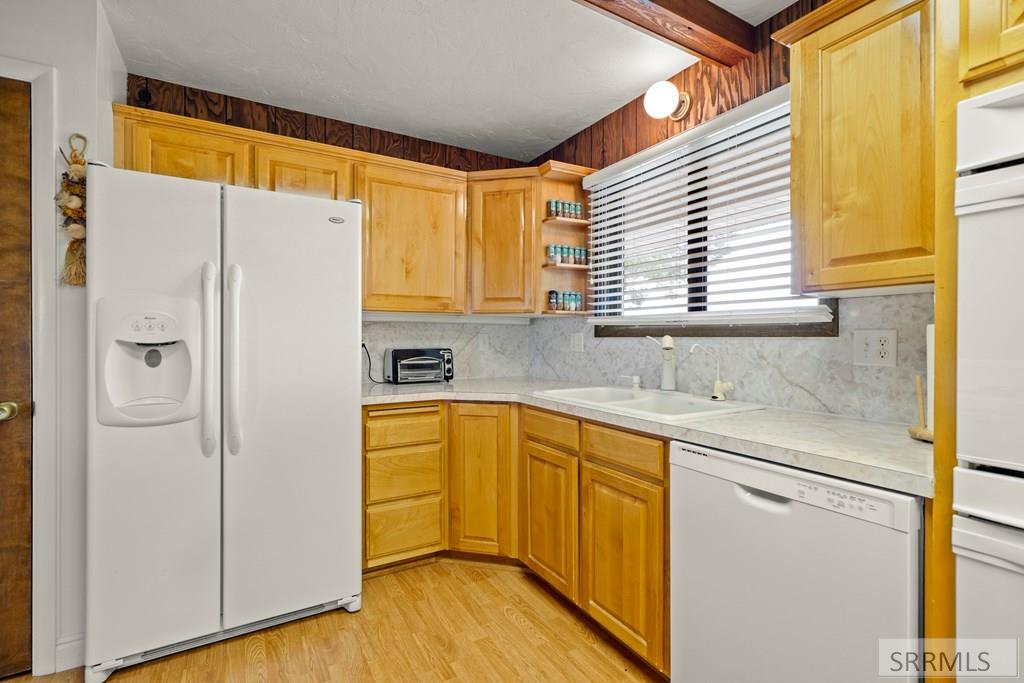 167 N 4200 E Property Photo 10