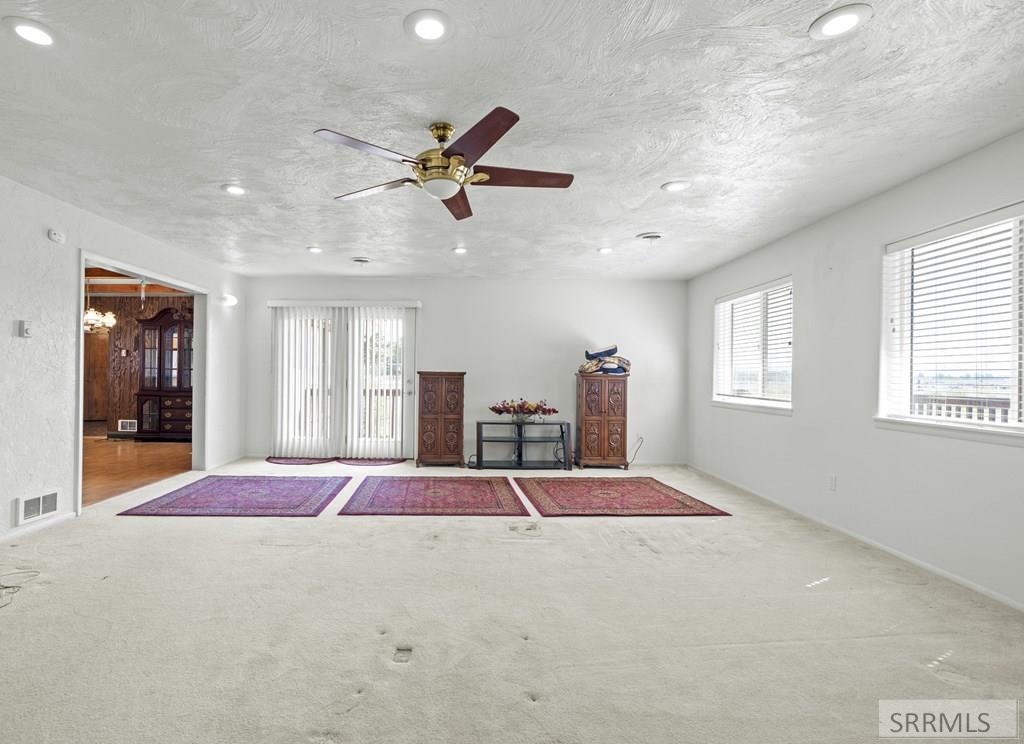 167 N 4200 E Property Photo 14