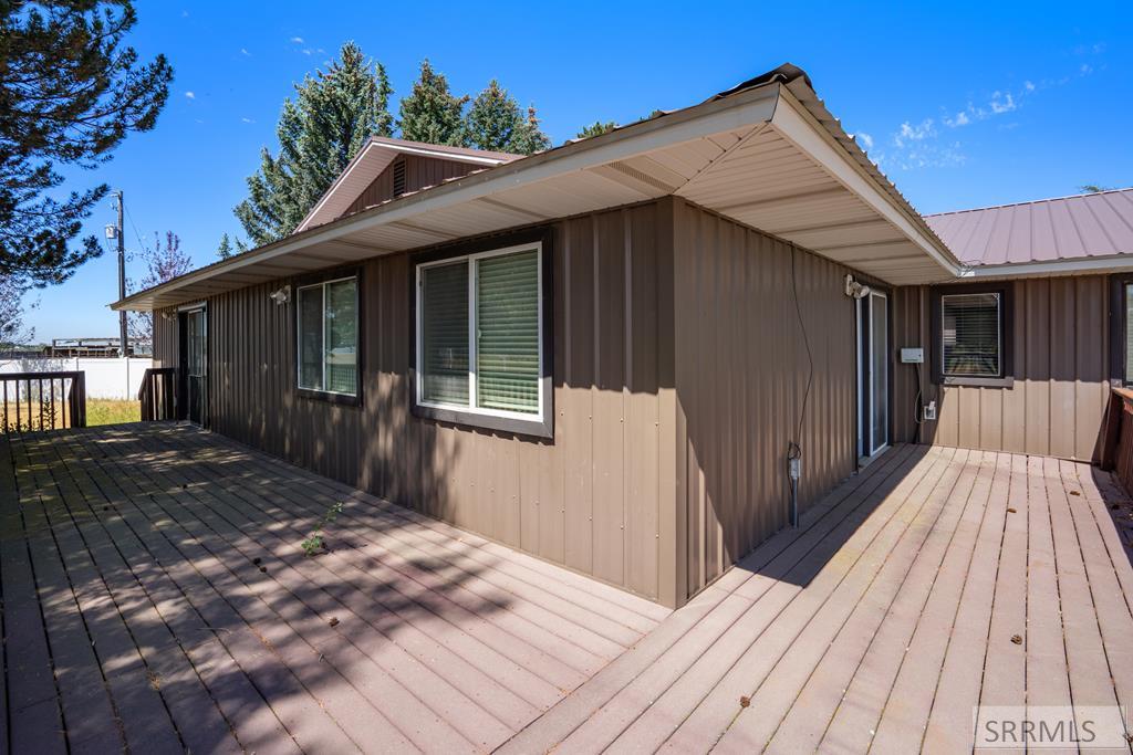 167 N 4200 E Property Photo 47