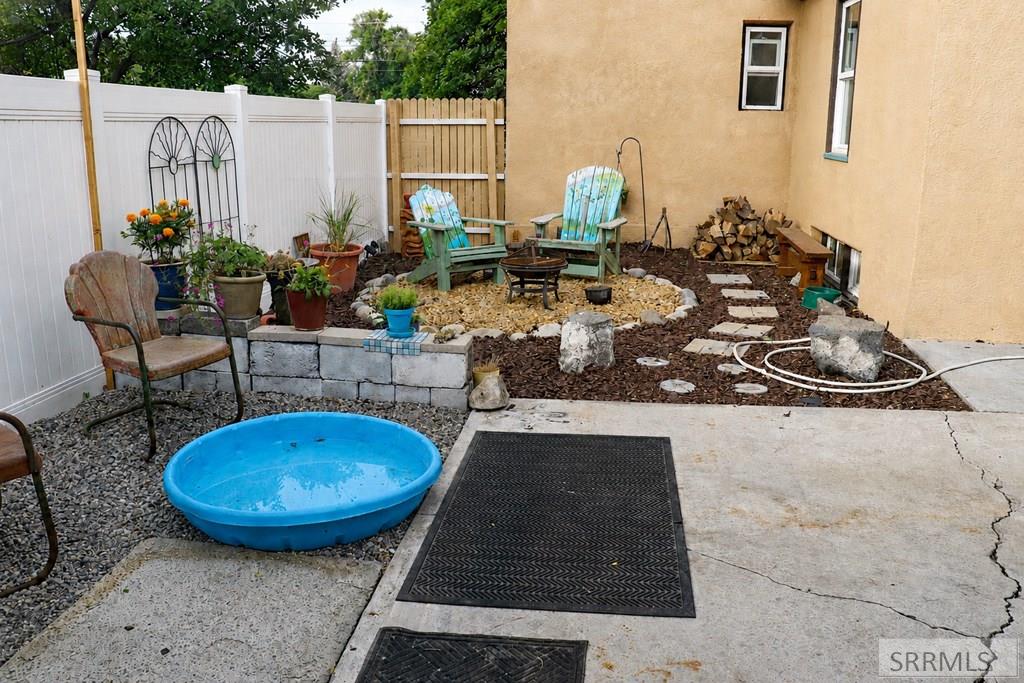 492 G Street Property Photo 7