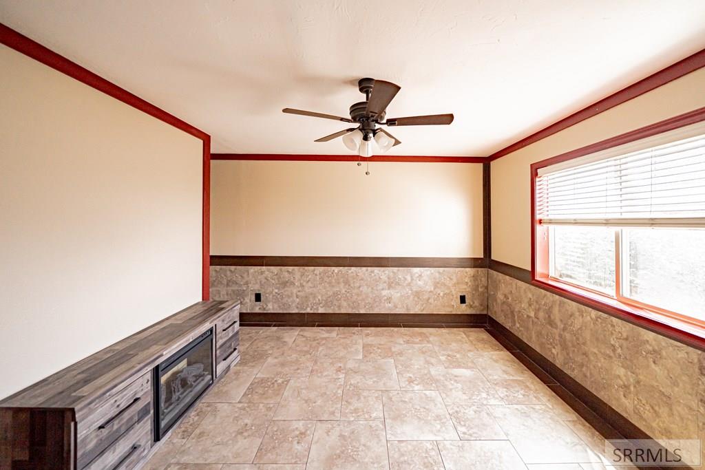 408 Energy Drive # 3 Property Photo 8
