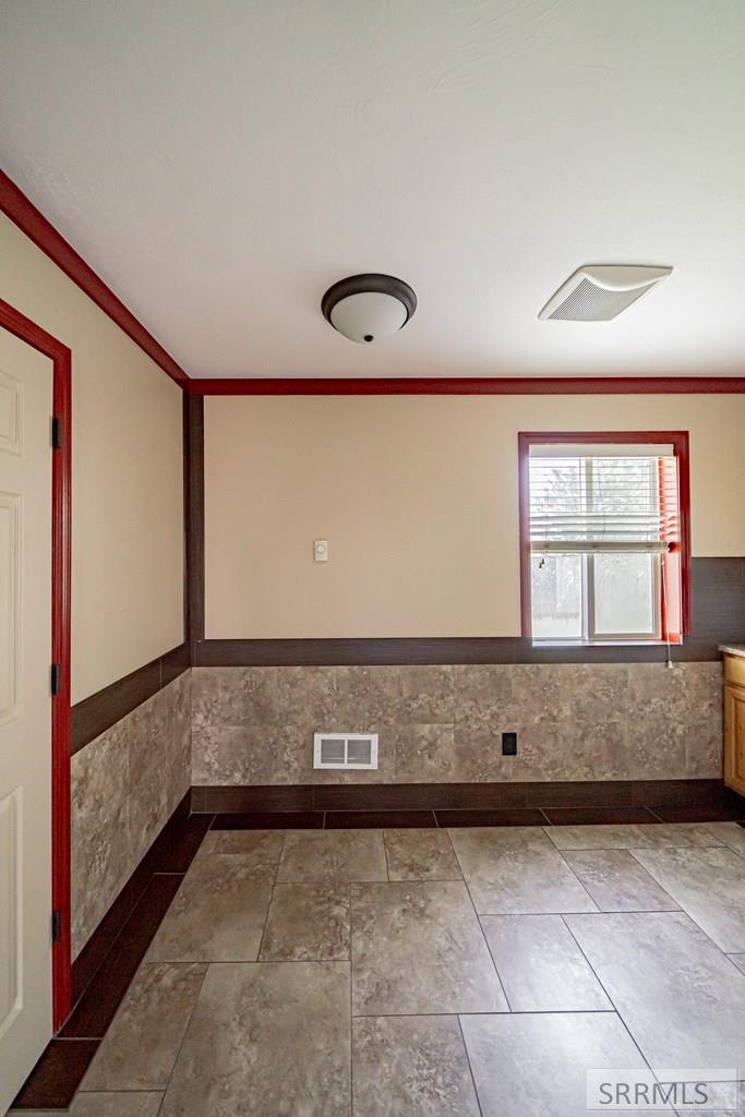 408 Energy Drive # 3 Property Photo 14