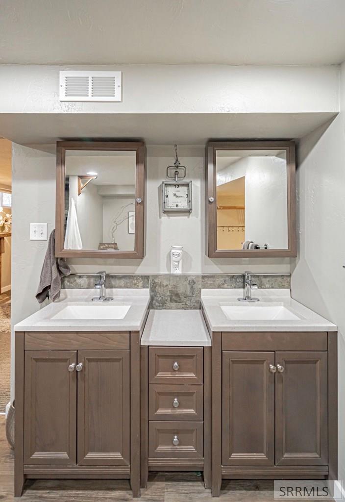 5444 E 145 N Property Photo 39