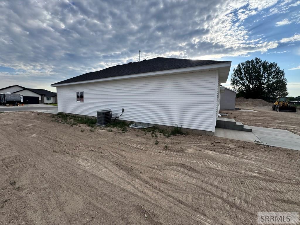 383 Wind River Drive Property Photo 37