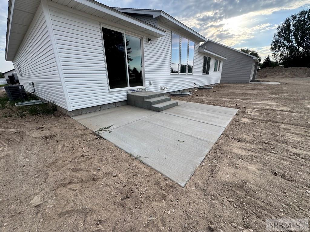 383 Wind River Drive Property Photo 38