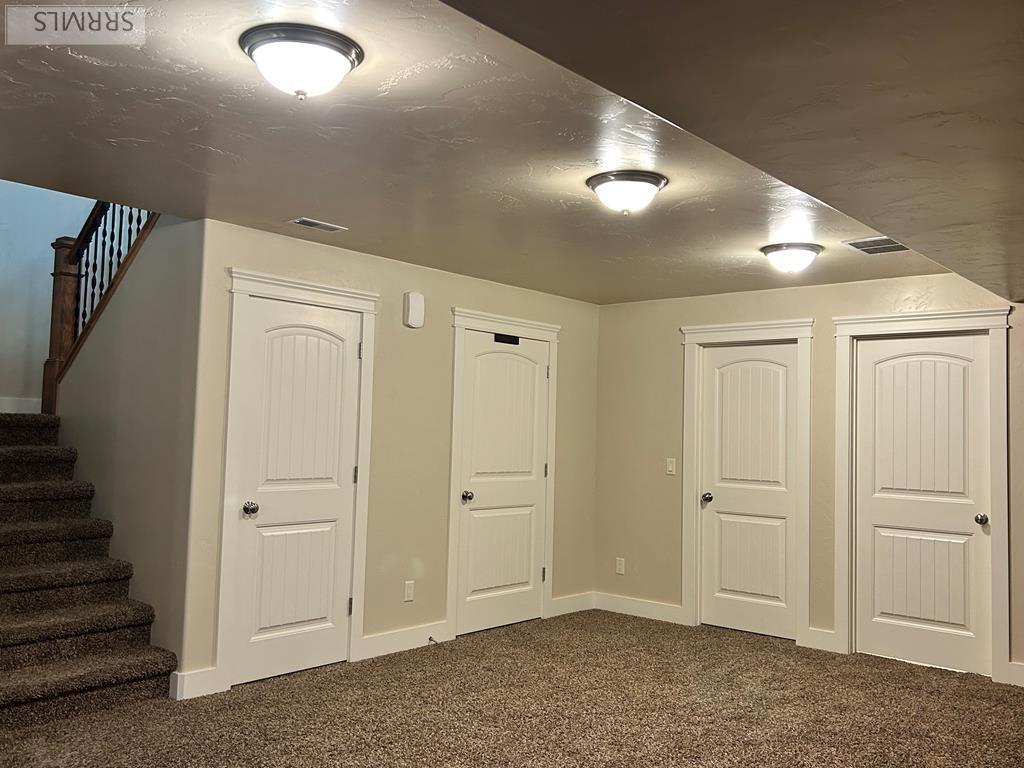 98 N 3250 E Property Photo 45