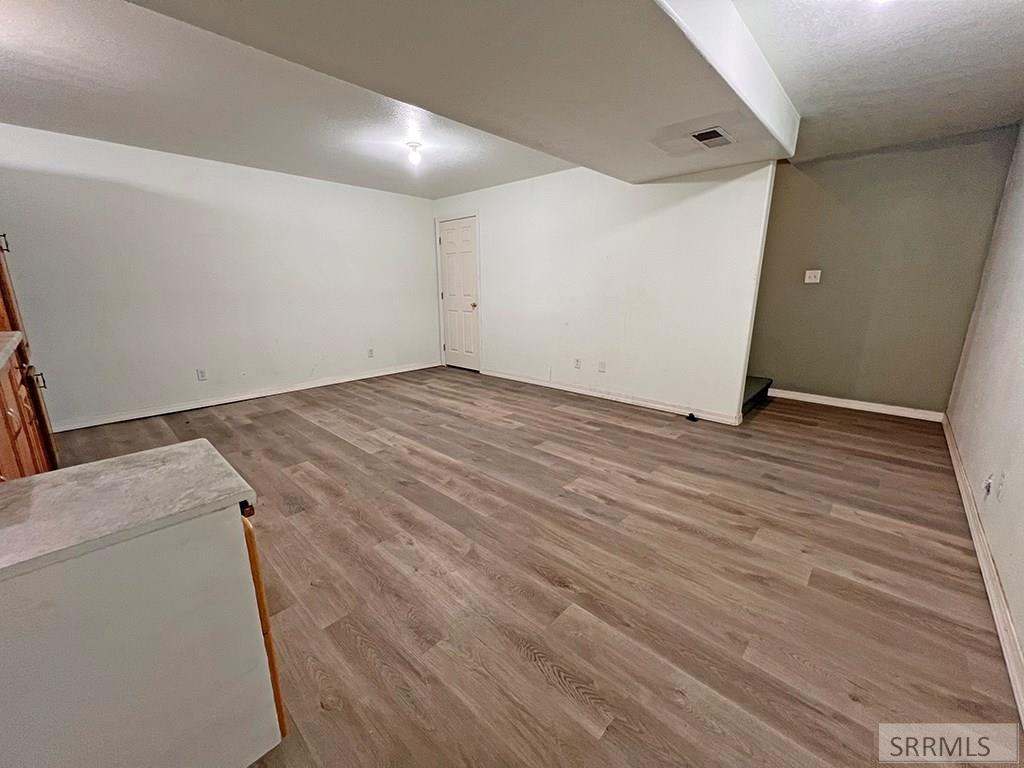 15 W Walker Street Property Photo 23