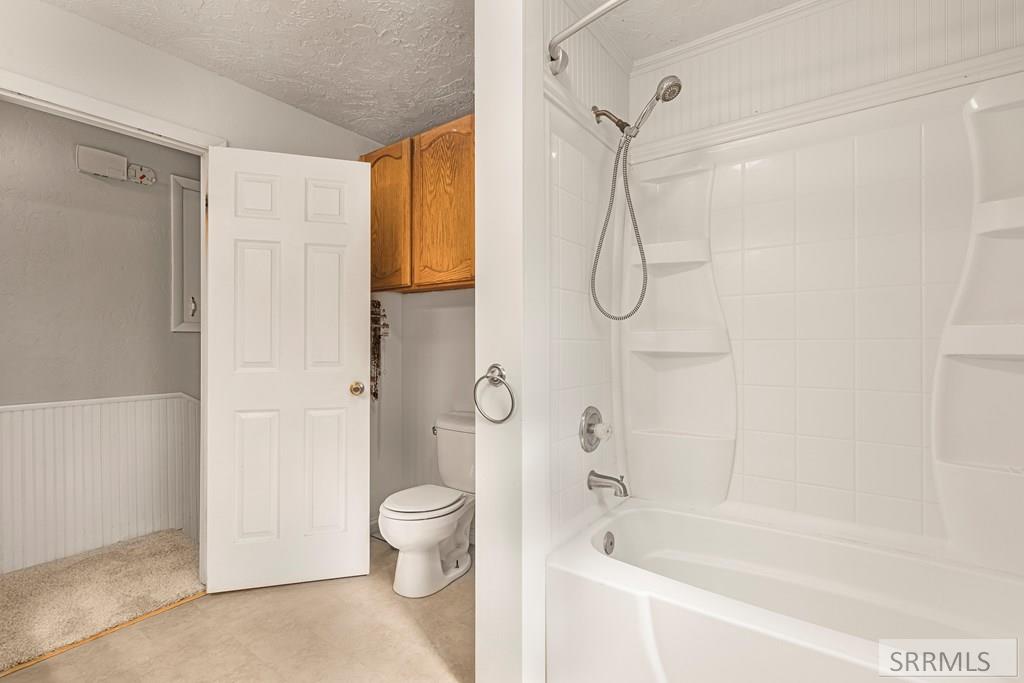 202 Fort Henry Loop Property Photo 29