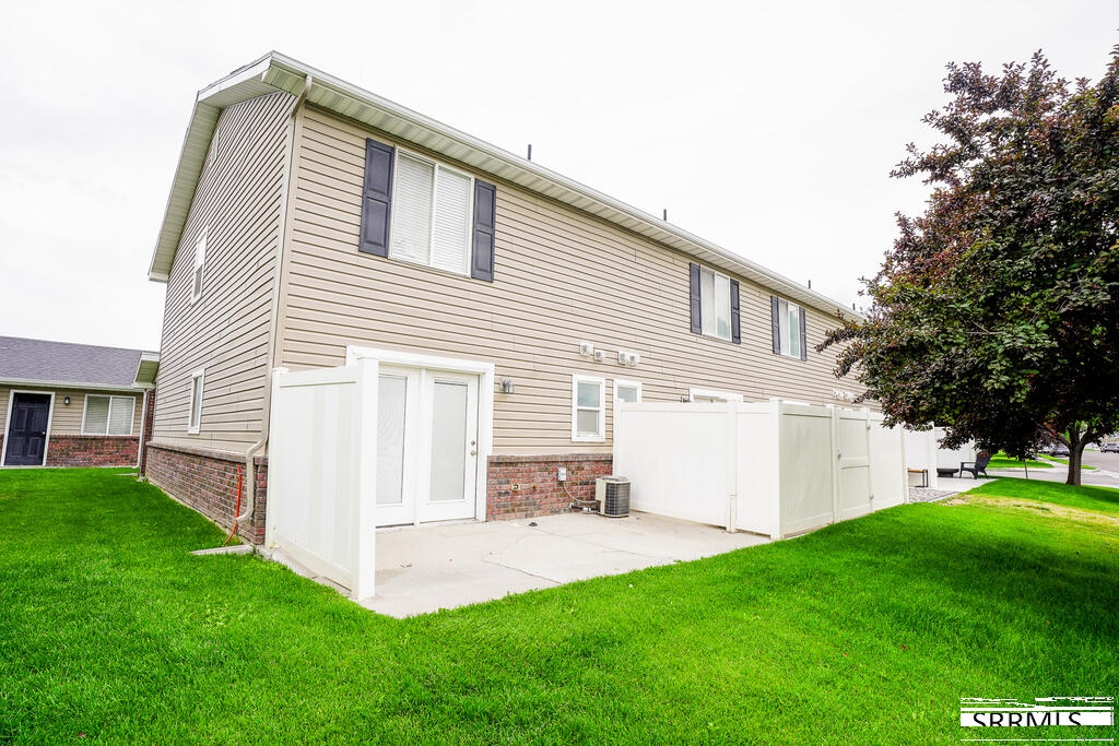 414 Pheasant Ridge Drive # D Property Photo 13