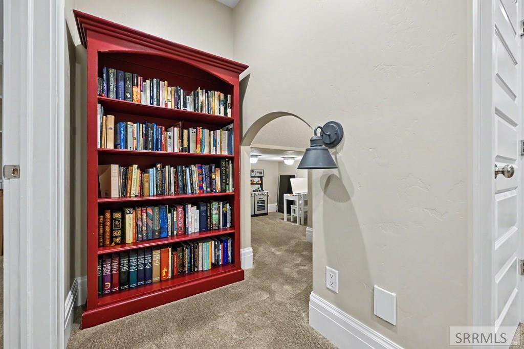 2638 Legends Circle Property Photo 48