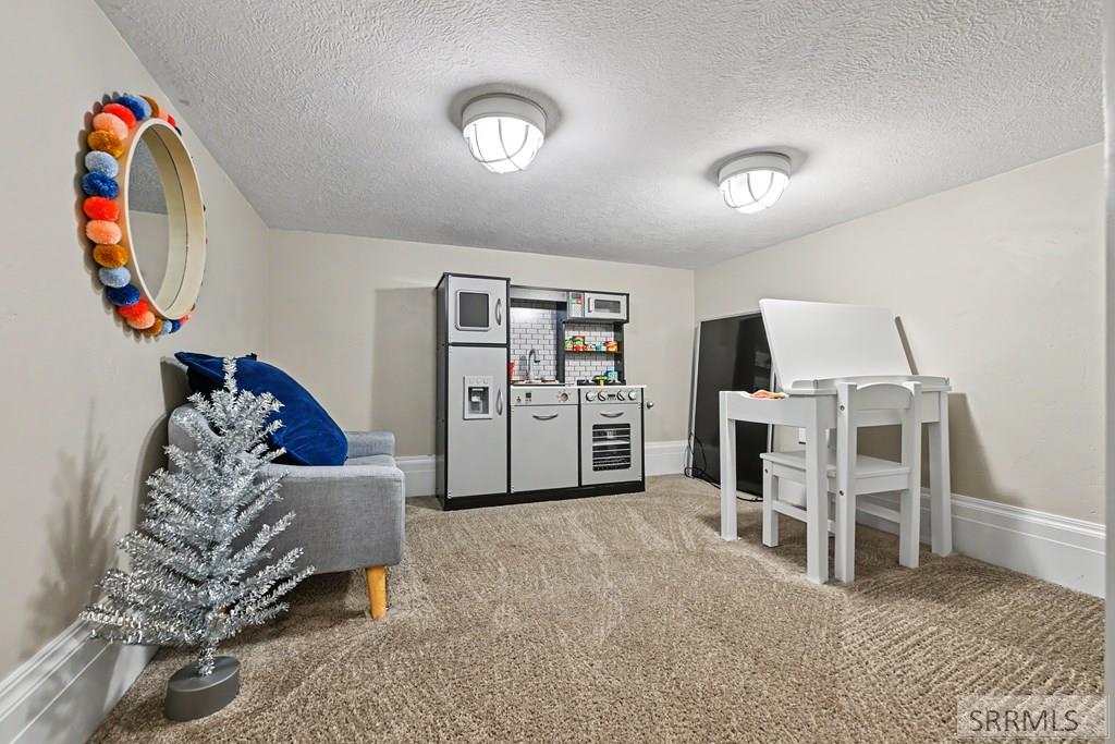 2638 Legends Circle Property Photo 49