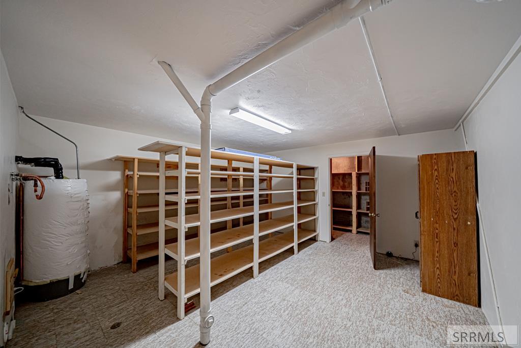 310 S 4th E Property Photo 51