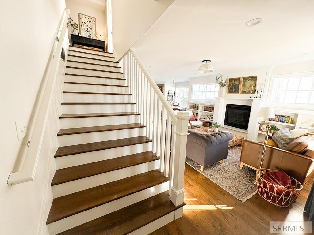 128 Charles Place Property Photo 2