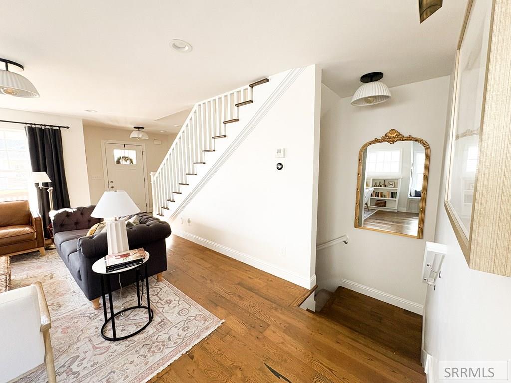 128 Charles Place Property Photo 3