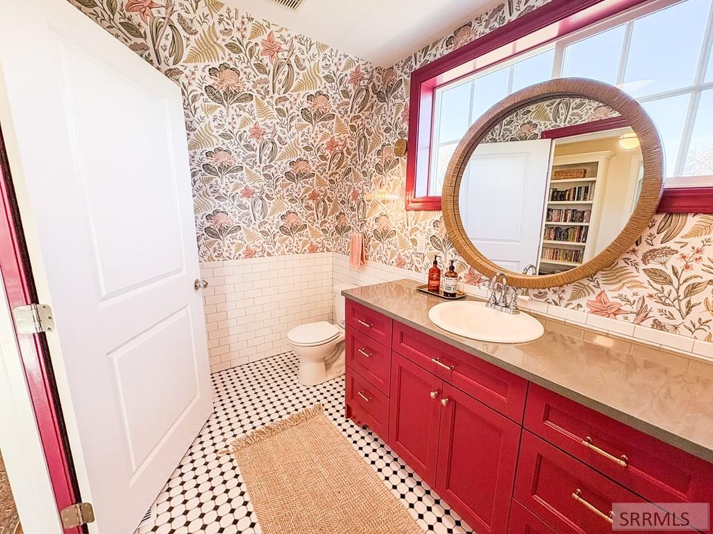 128 Charles Place Property Photo 33