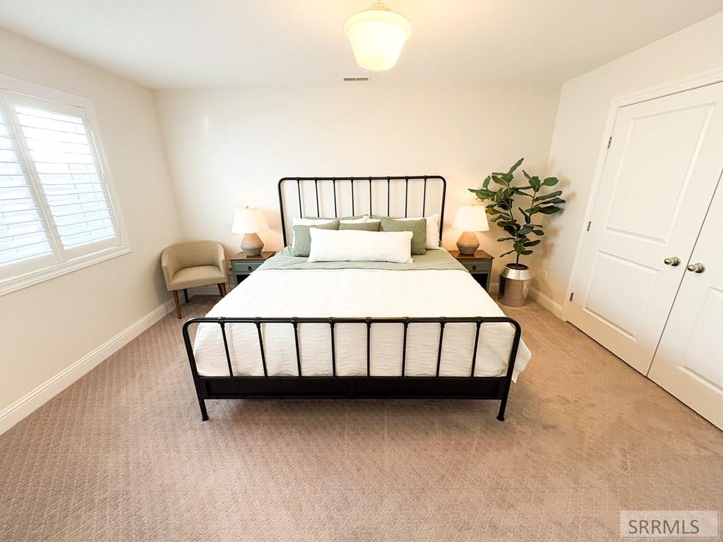 128 Charles Place Property Photo 40