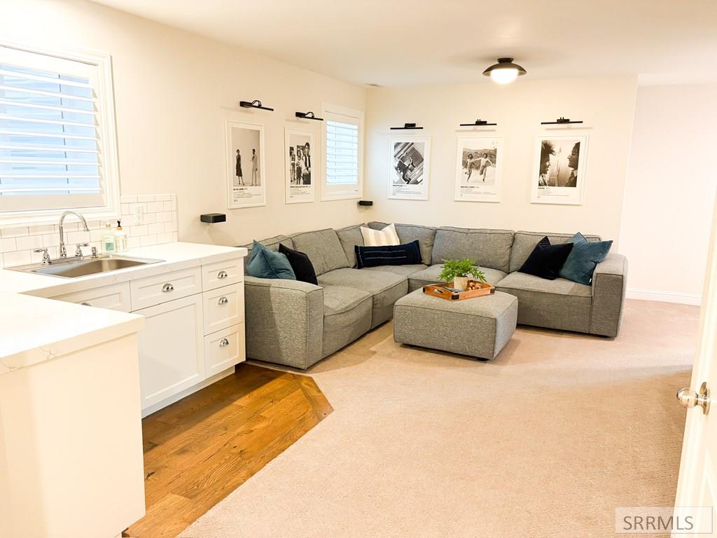 128 Charles Place Property Photo 43