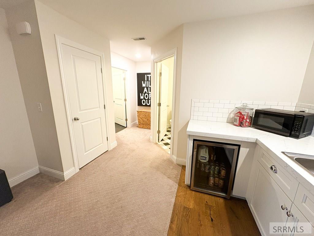 128 Charles Place Property Photo 45