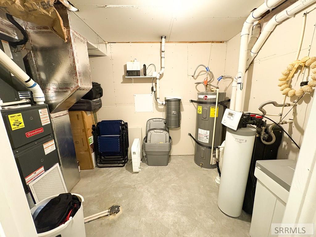 128 Charles Place Property Photo 48