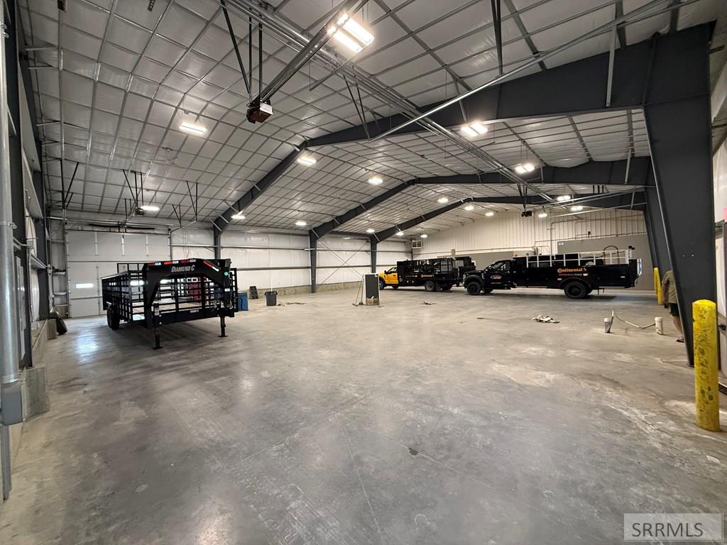 11140 Moonbeam Drive Property Photo 3