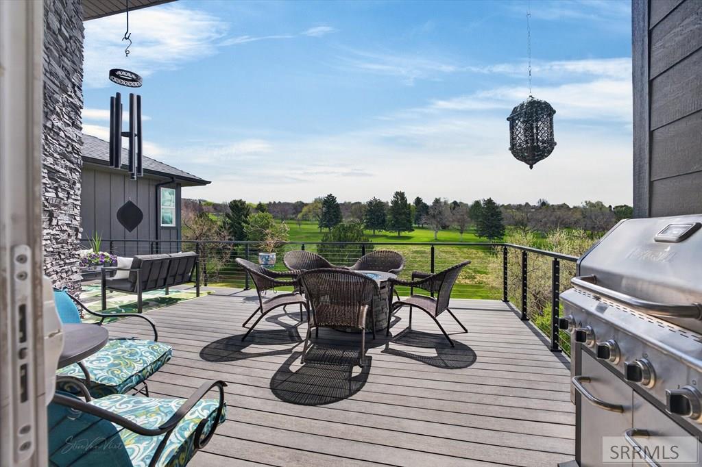 1636 Surprise Valley Road Property Photo 15