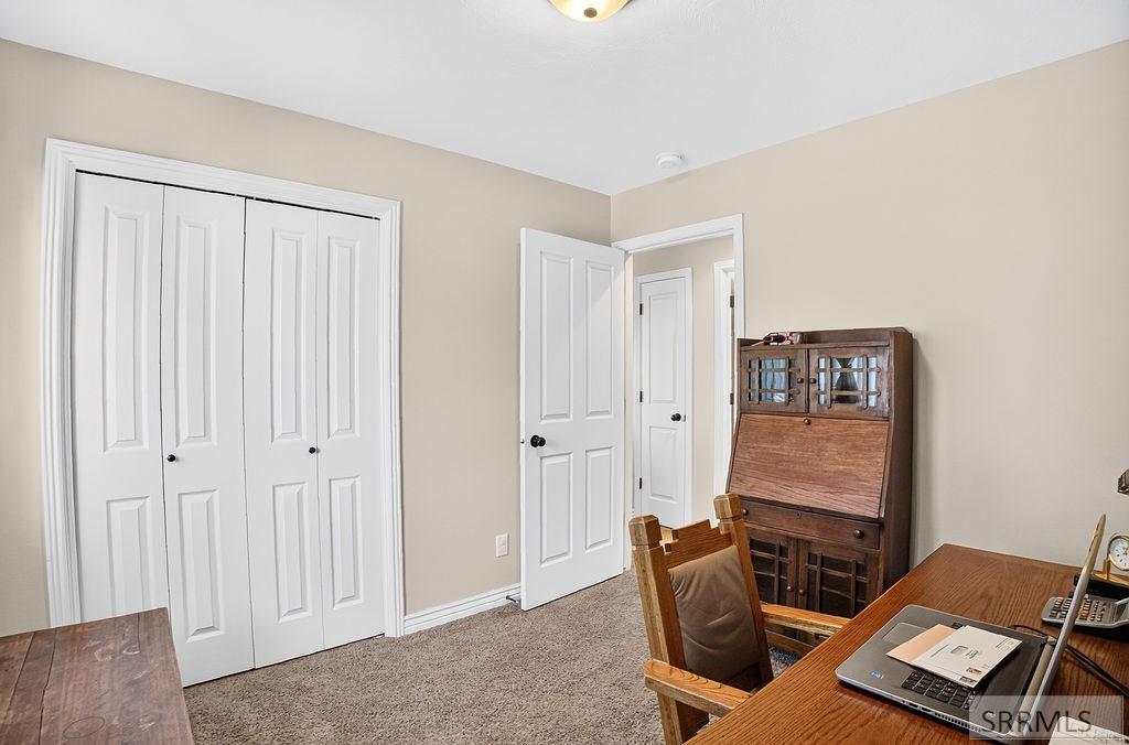 4383 E Benson Avenue Property Photo 16