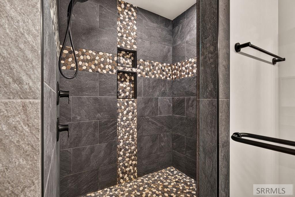 1078 Greenside Loop Property Photo 19