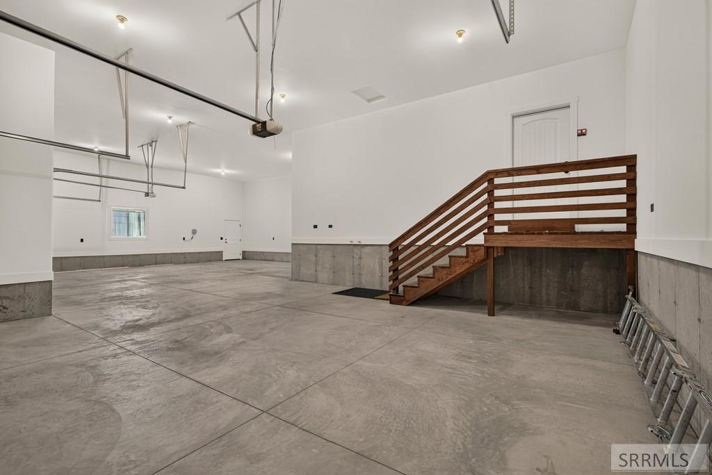 1078 Greenside Loop Property Photo 29