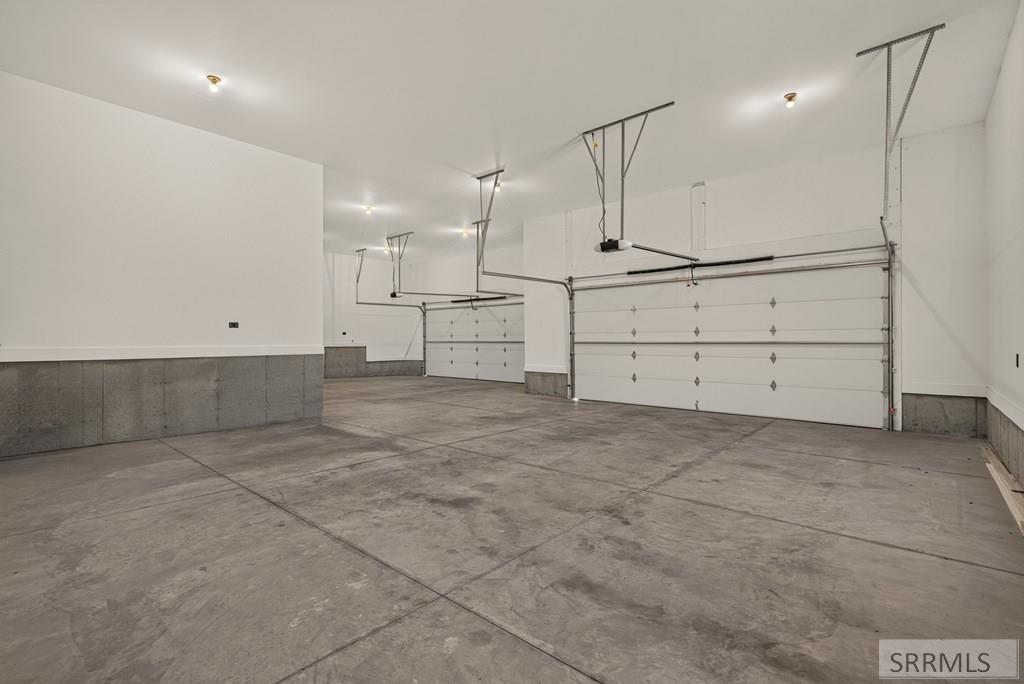 1078 Greenside Loop Property Photo 30