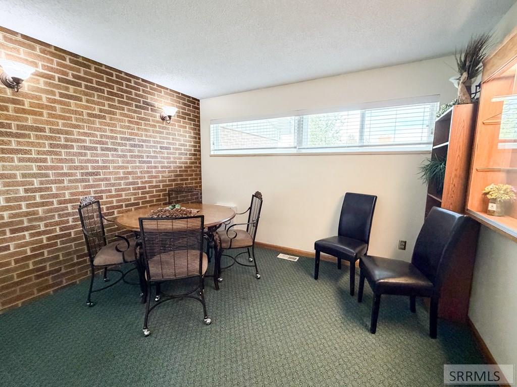 890 Oxford Drive Property Photo 29