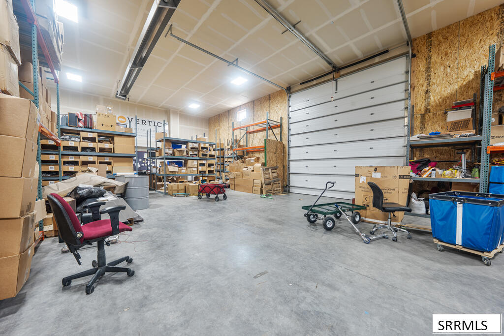 573 Business Loop Property Photo 5