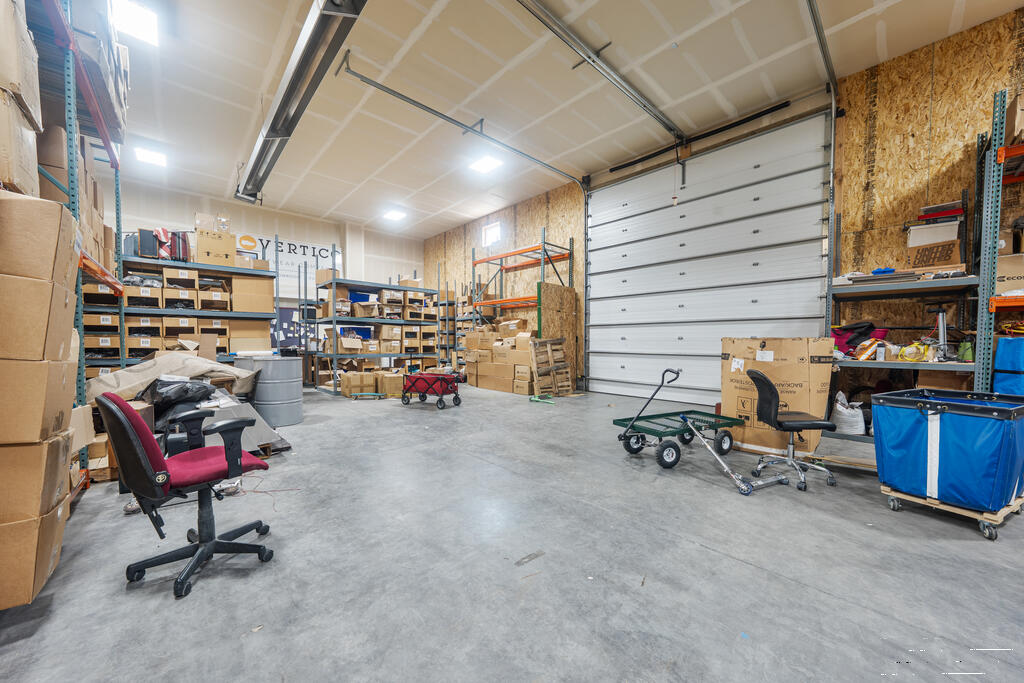 573 Business Loop Property Photo 17