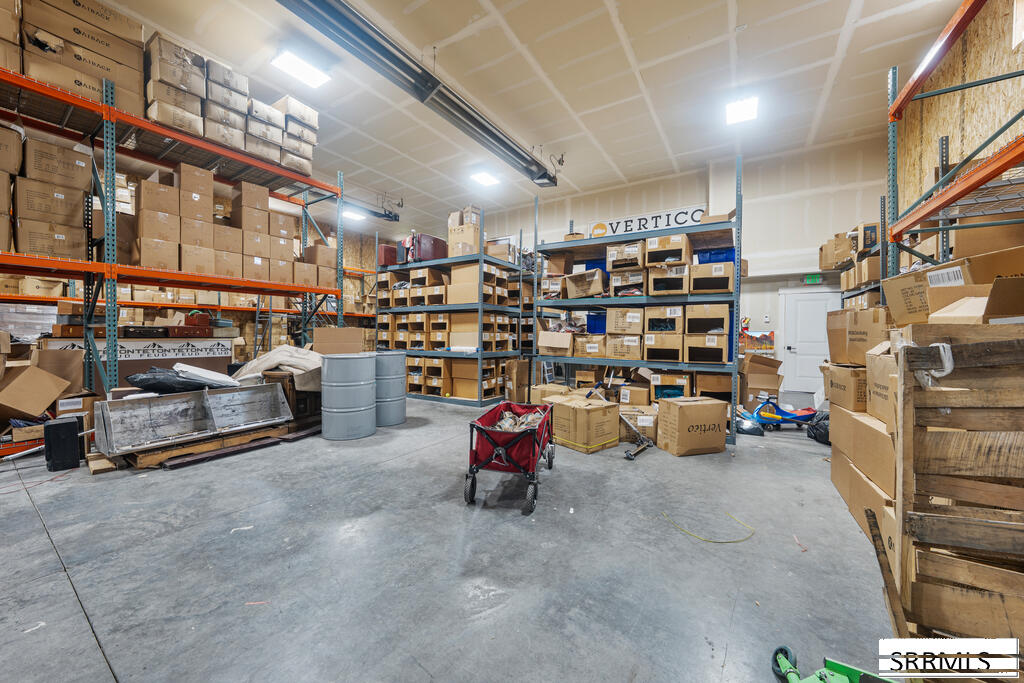 573 Business Loop Property Photo 19