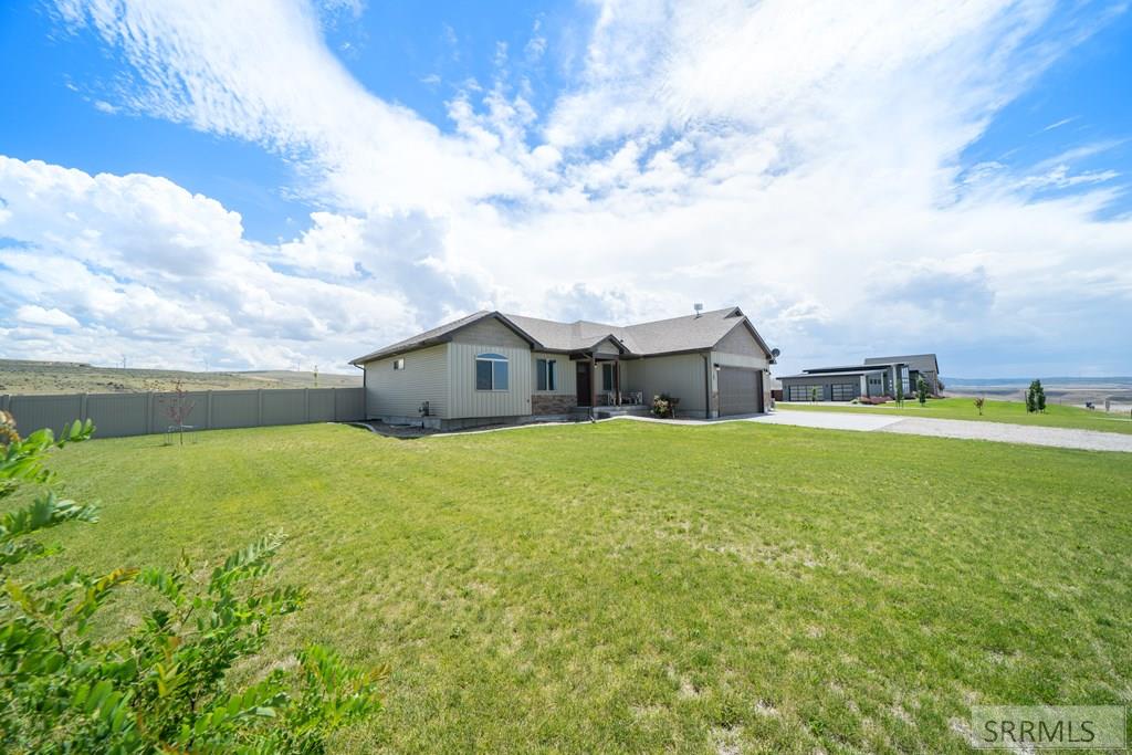 7647 S Packbridge Lane Property Photo 4
