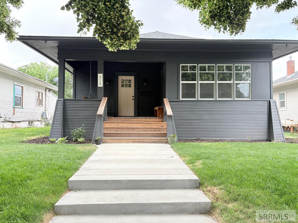 315 S 6th Street Property Photo 1