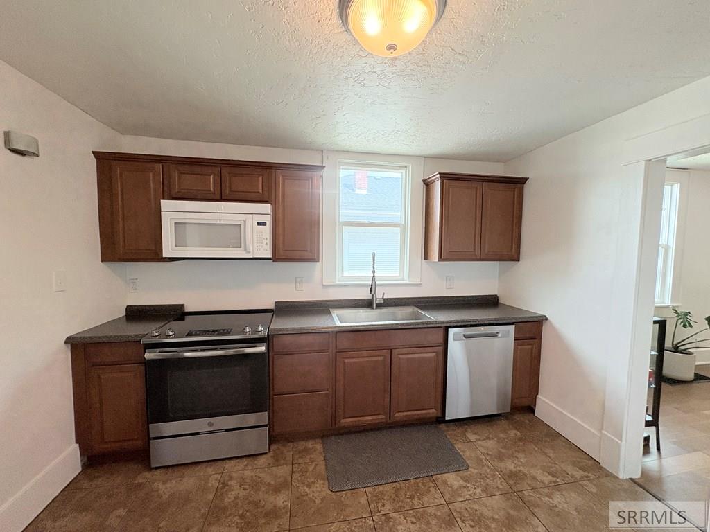 315 S 6th Street Property Photo 5
