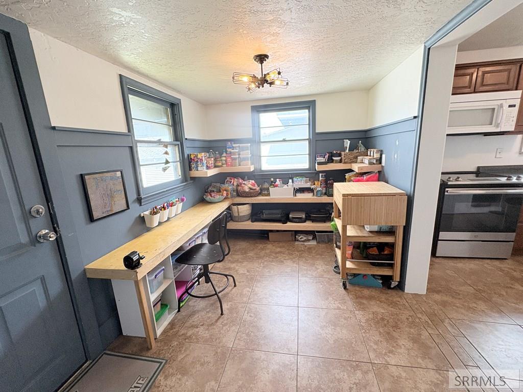 315 S 6th Street Property Photo 9