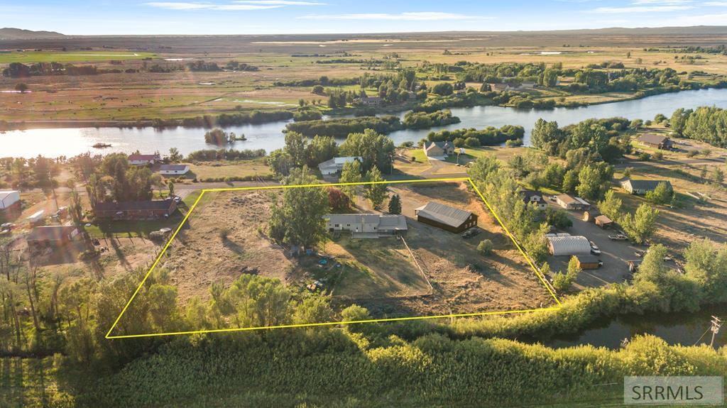 762 S River Road Property Photo 52