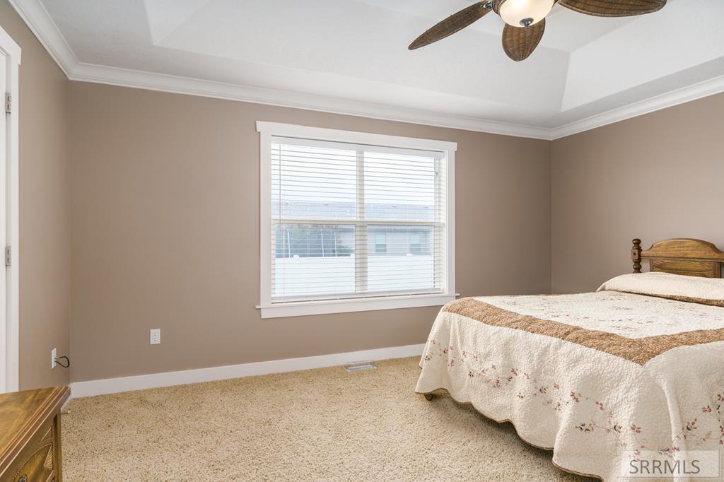 4909 Sabrina Property Photo 17