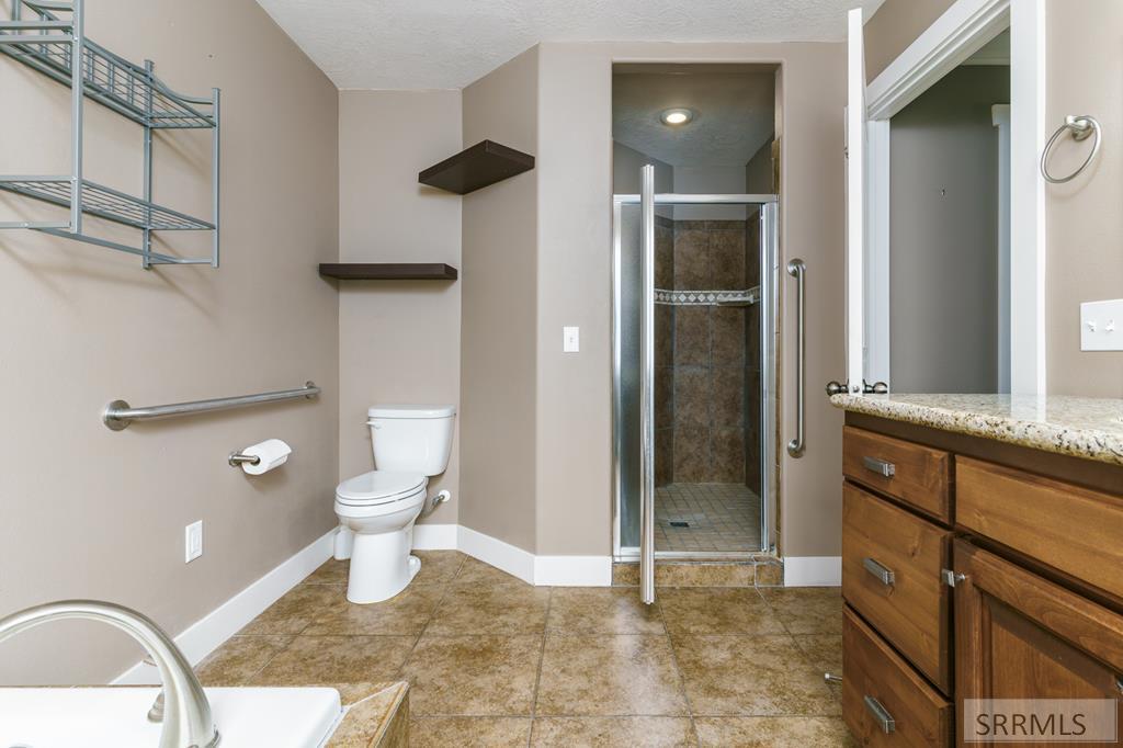 4909 Sabrina Property Photo 23