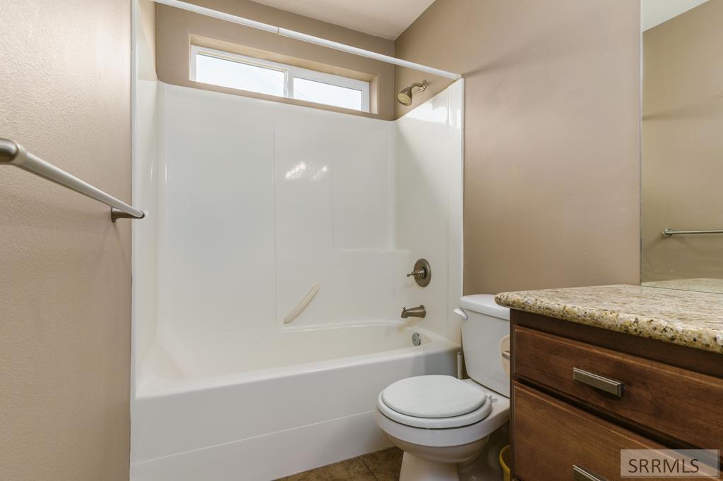 4909 Sabrina Property Photo 29