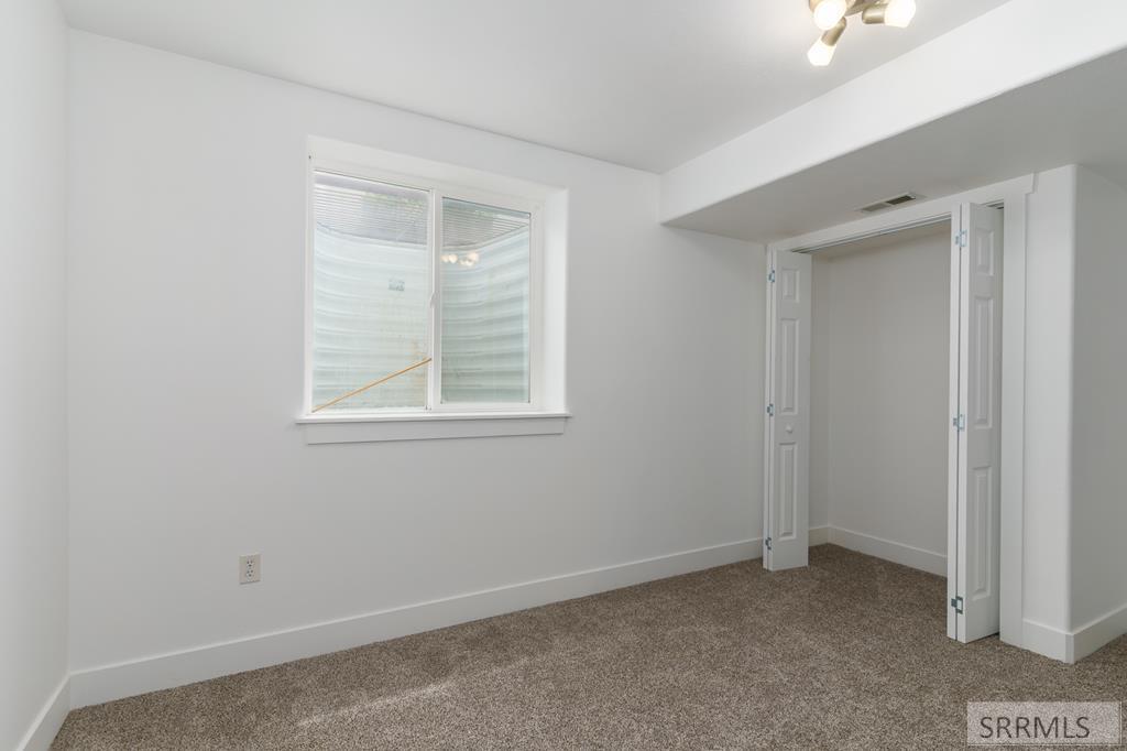 4909 Sabrina Property Photo 36